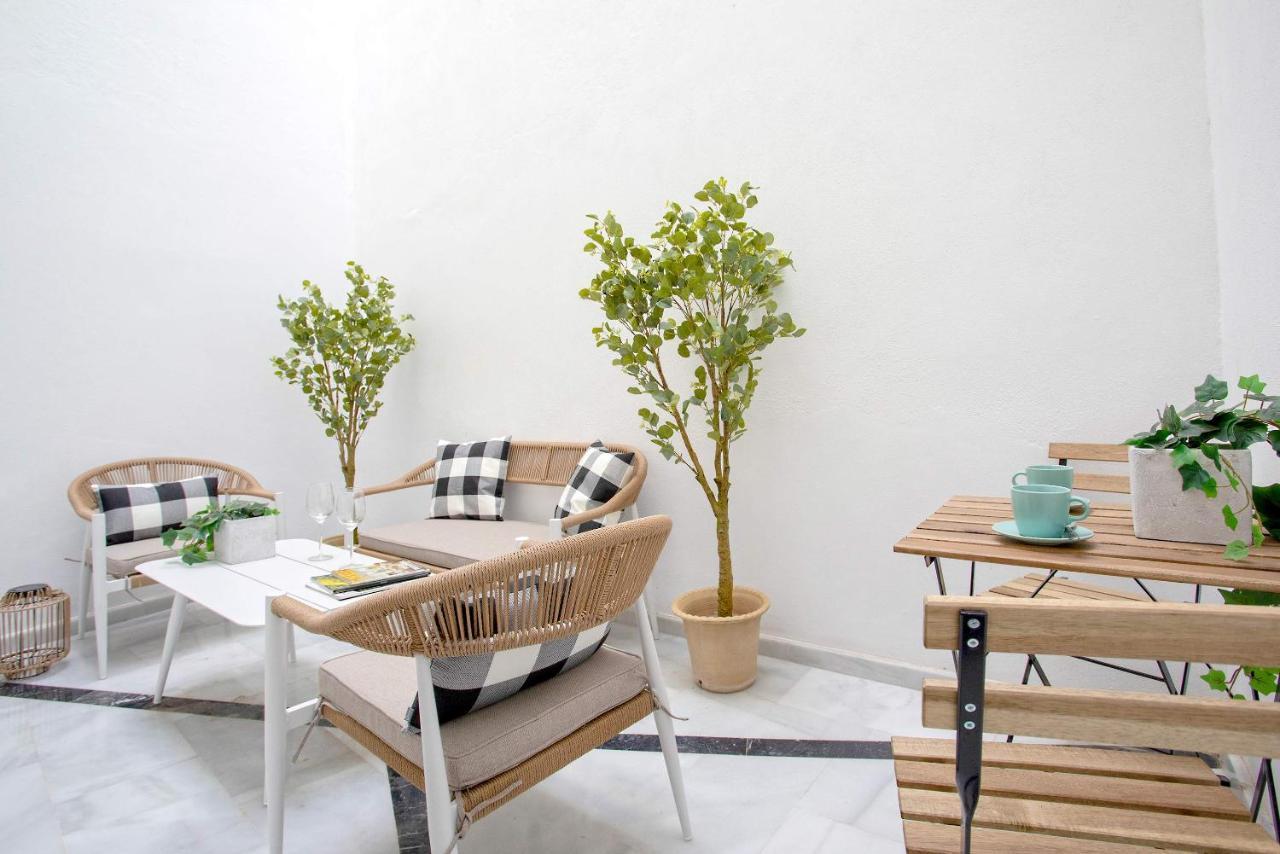 Genteel Home Pajaritos 17 塞维利亚 外观 照片